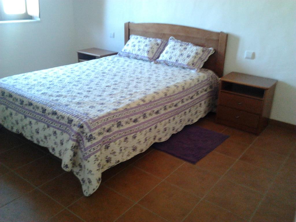 Quinta Da Bunheira Hostal Rogil Habitación foto